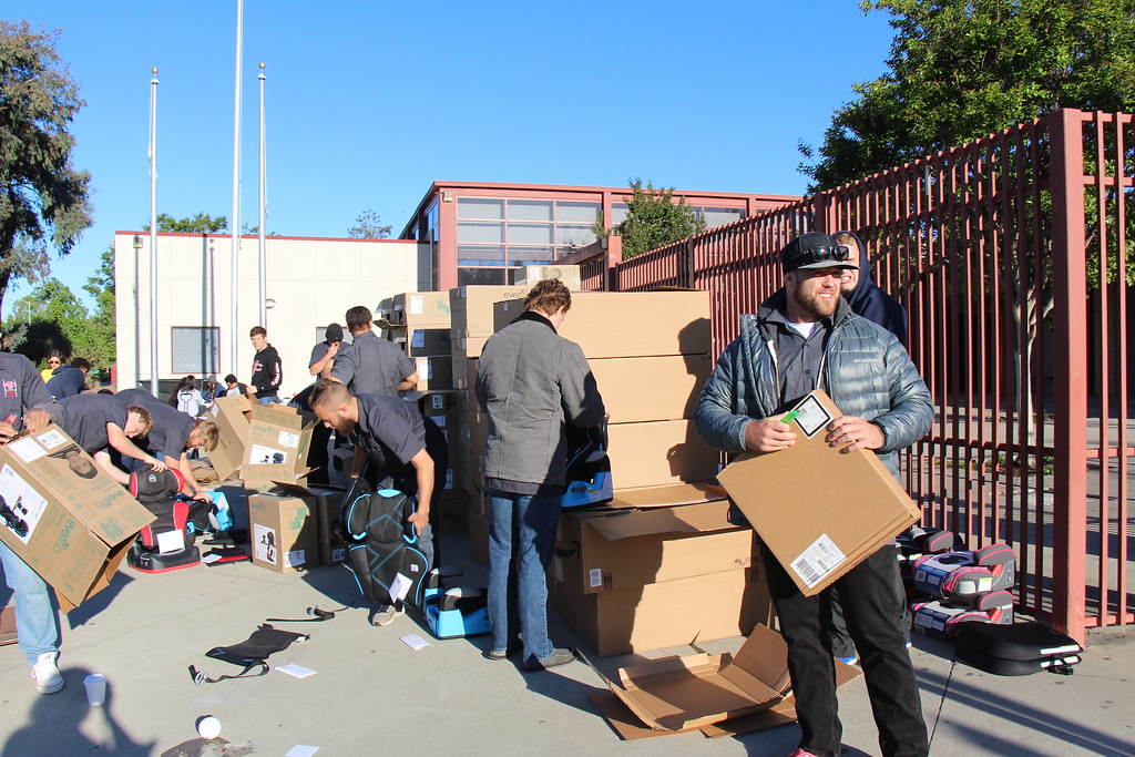 Men’s Rugby Team Volunteers for Alameda County Family Fair Flickr