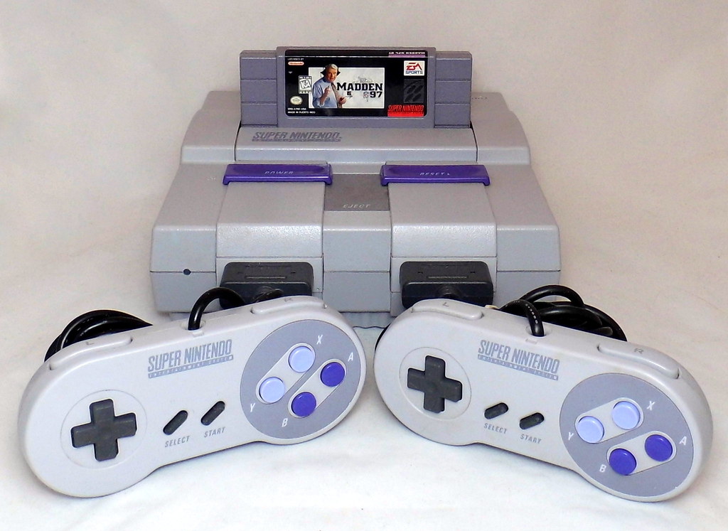 Vintage Super Nintendo SNES System Console With Controller… Flickr