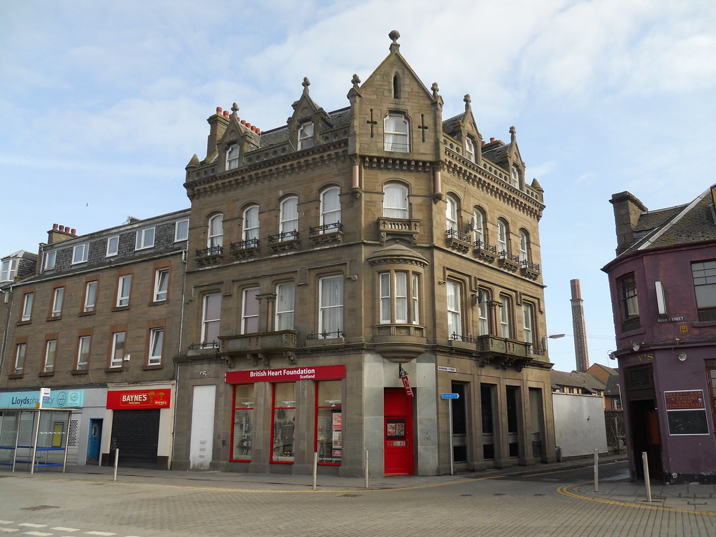 High Street, Lochee, Dundee. 13th March 2016 Ian Burgess Flickr