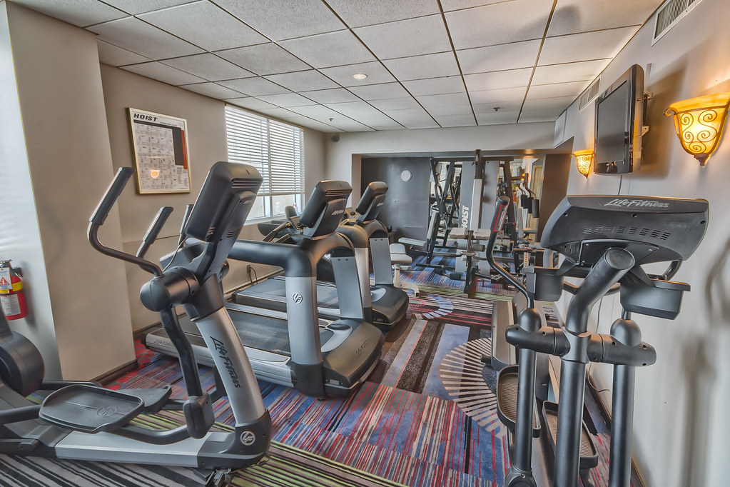 L'Hôtel Québec Gym & Sauna Flickr
