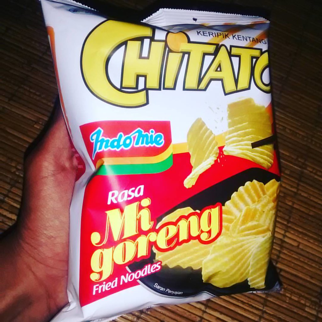 Edisi diet gagal, mie goreng Featuring chitato chitato i