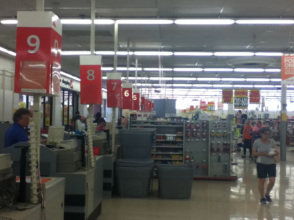 Closing KMart at Schuylkill Mall The now closed Kmart Dep… Flickr