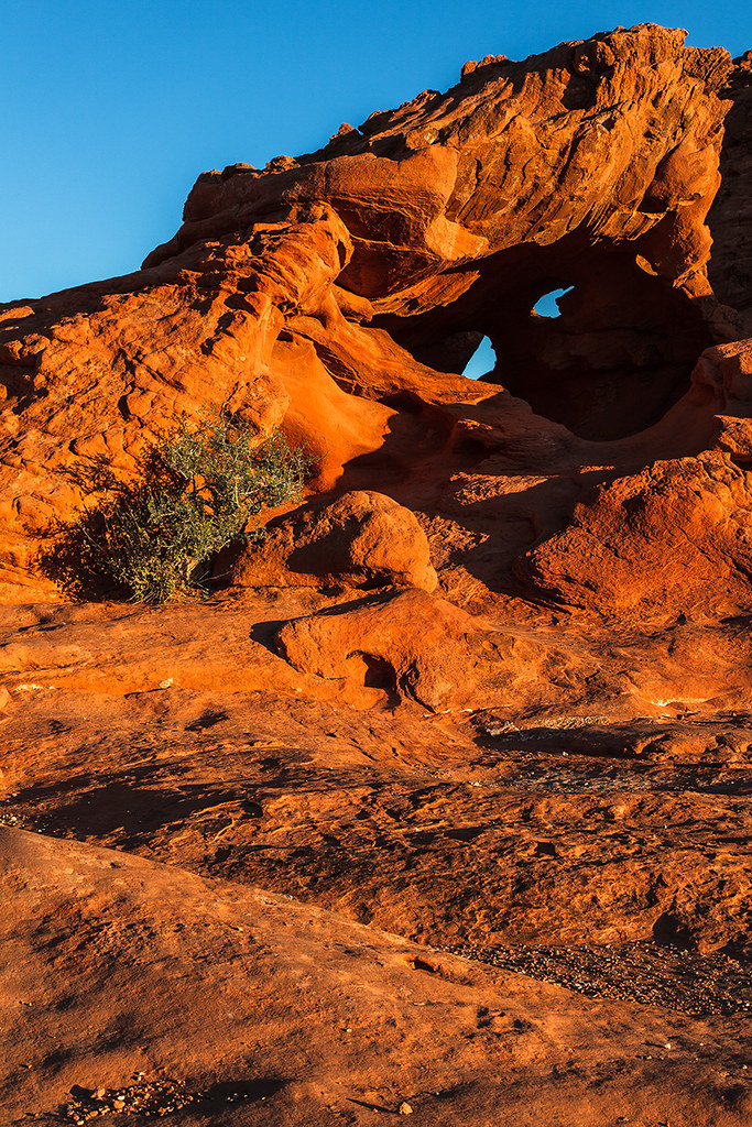Sunrise Fire Sunrise Fire Valley Of Fire State Park Nevada… James