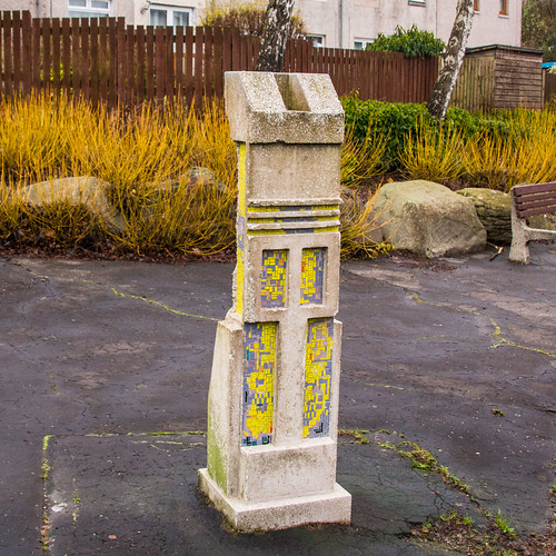 Mosaic Pillar, Stenton, Glenrothes Brian Wilson Flickr