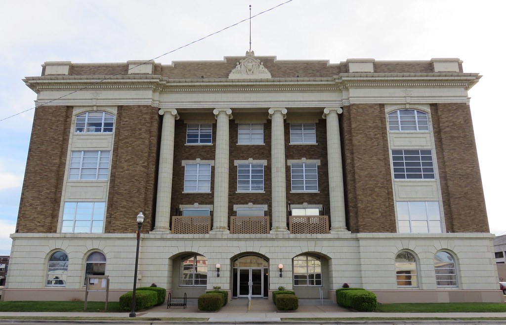 Texarkana, Texas City Hall Texarkana, Texas, along with th… Flickr