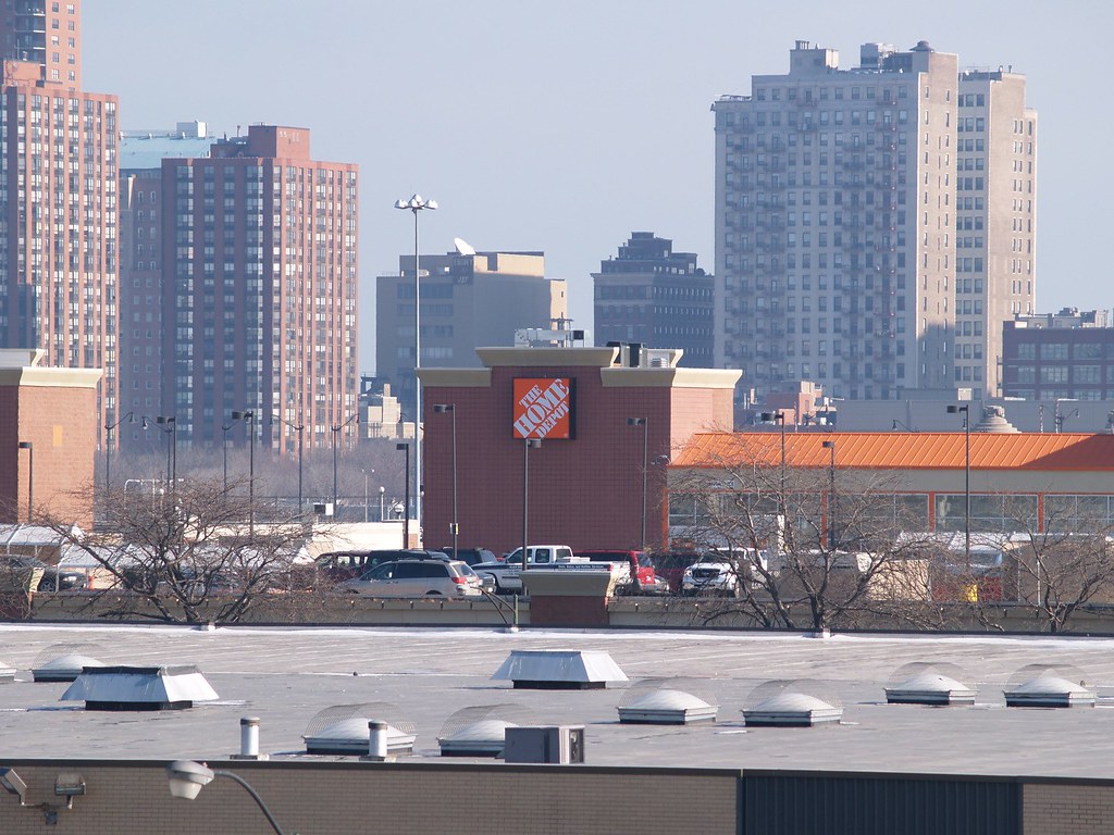 New Home Depot The Home Depot South Loop location is abo… Flickr