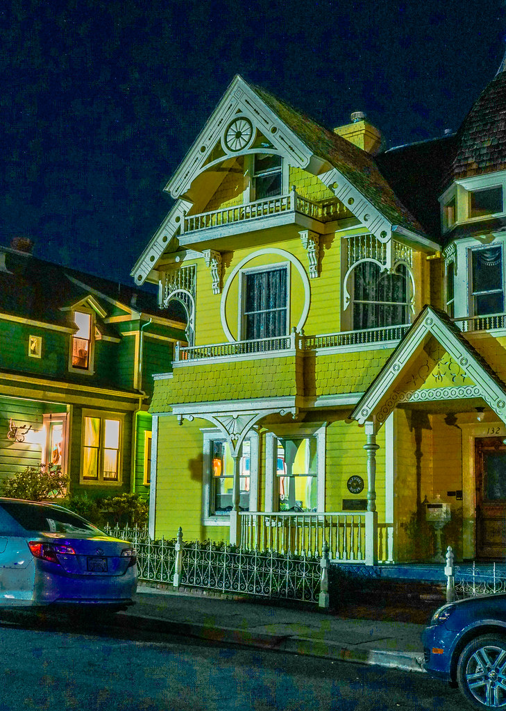 Daffodil HouseDSC06930Pacific Grove, CA One of Pacific… Flickr