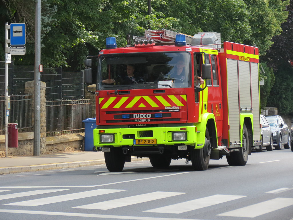 Luxembourg Fire Department, engine 01.23.02 Luxembourg Fir… Flickr