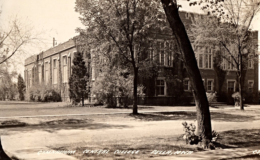 Pella, Iowa, Central College, Gymnasium photolibrarian Flickr