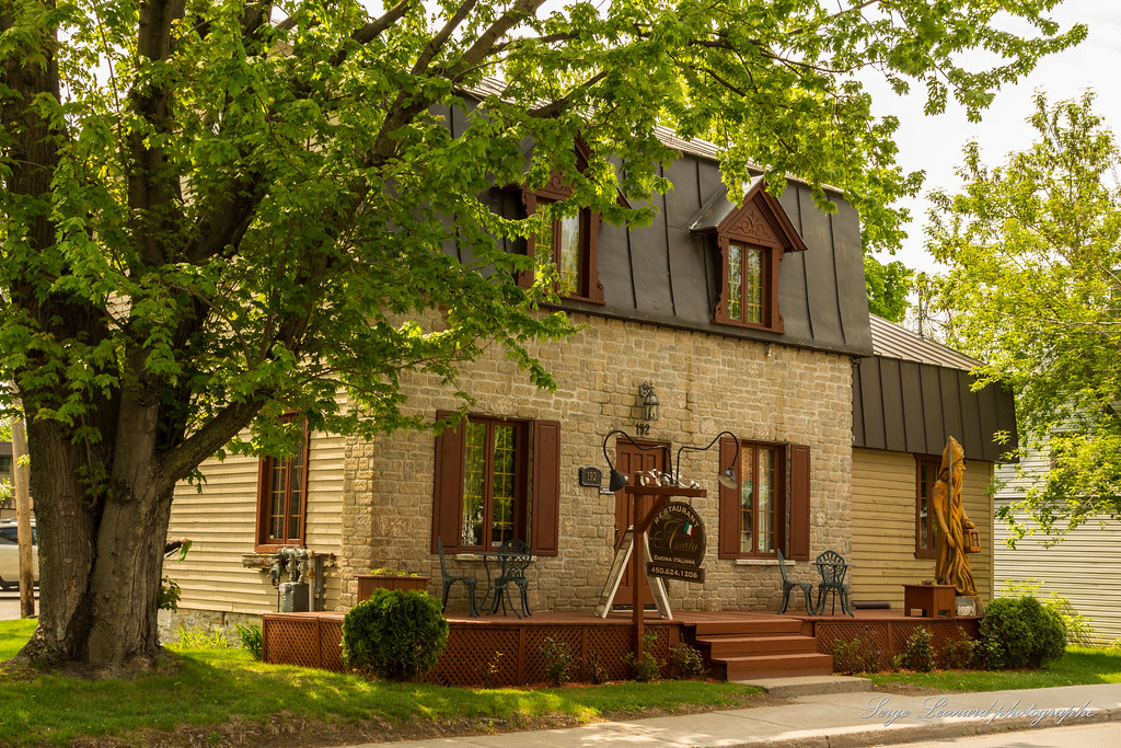 180523 Le vieux SteRose de Laval7036 boul., SainteRose,… Flickr