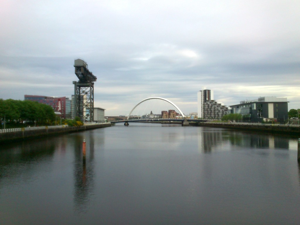 River Clyde The River Clyde near Prince's Dock (as was), l… Flickr