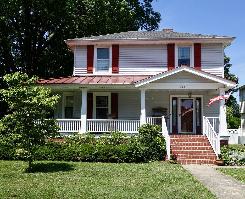 House in Wythe Neighborhood, Hampton, VA Lynn Gallagher Flickr