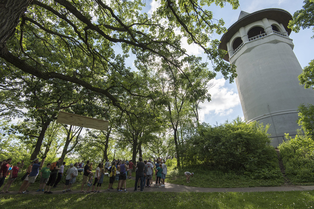 Lining up to enter Prospect Park Water Tower Minneapolis, … Flickr