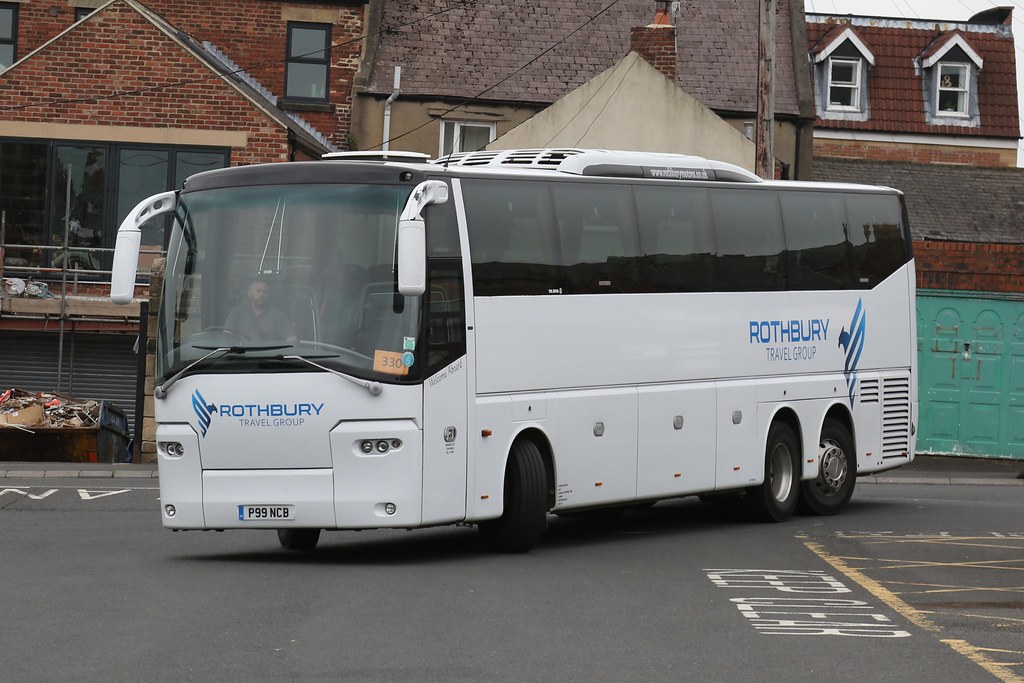 Rothbury Motors of Alnwick P99NCB at Morpeth driffbus Flickr