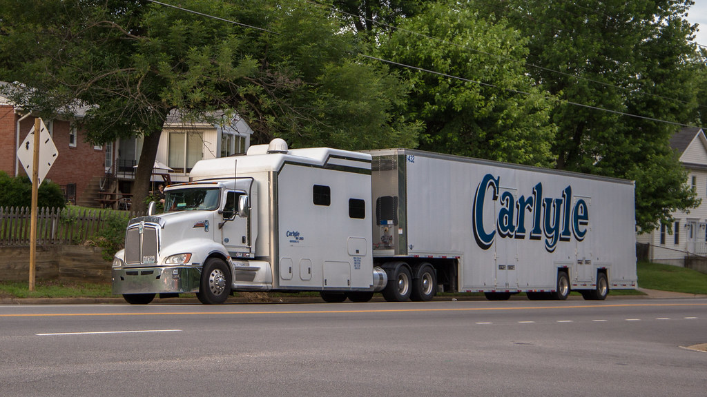 Kenworth T660 for Carlyle Van Lines of Warrensburg, MO NoVa Truck