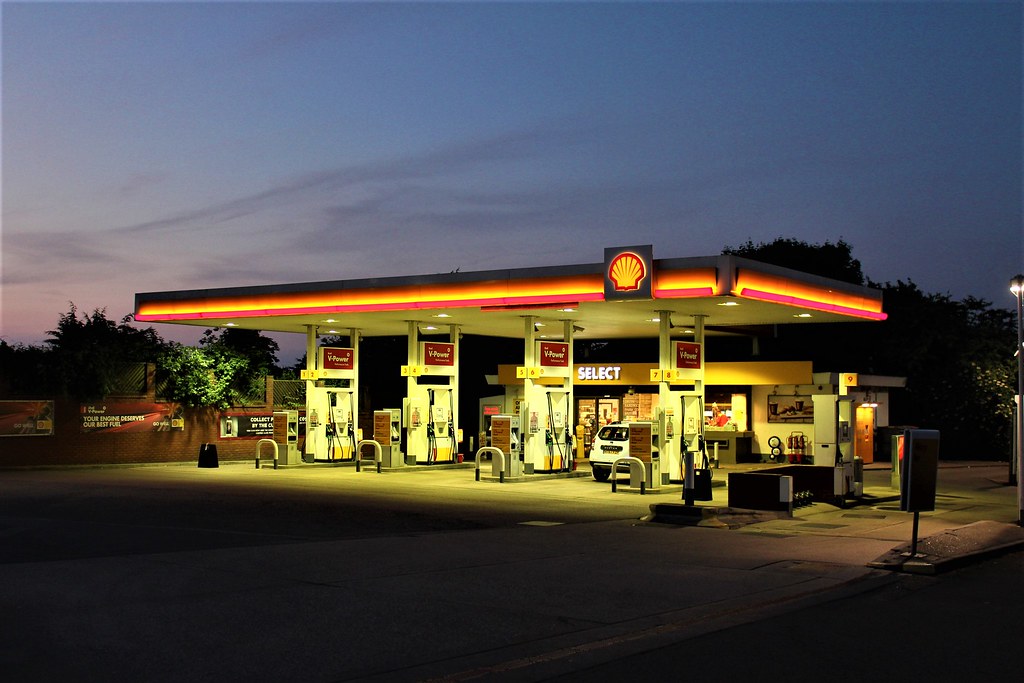 shell garage finedon rd wllingborough pand273 Flickr