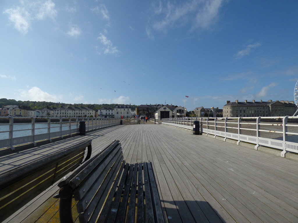 Beaumaris Pier The late afternoon / early evening (after 5… Flickr