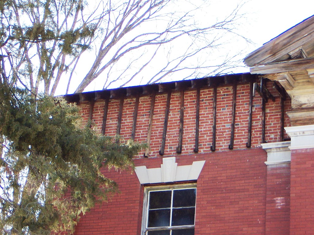 Jefferson Barracks, MO Old PX 3 cornice to be restored Flickr