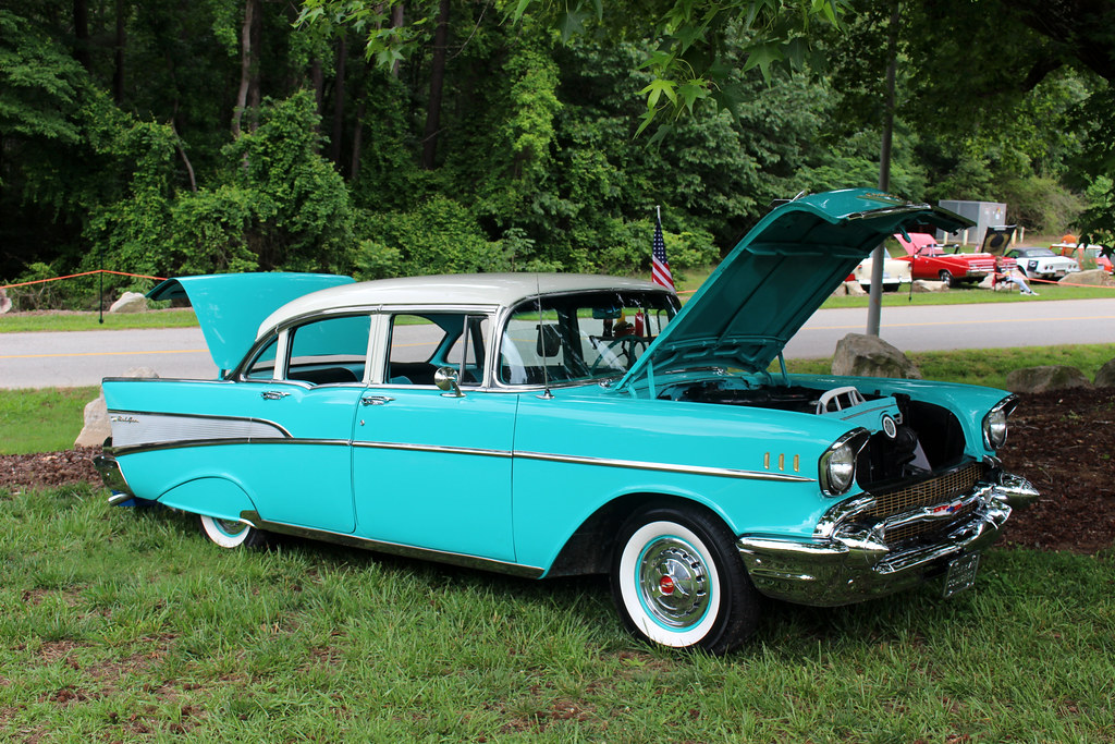 29th Annual Piedmont Classic Chevy Club Car Show 1957 Chev… Mitch
