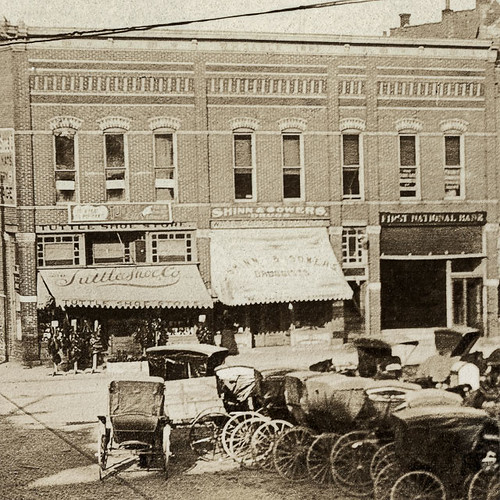 North Side of Courthouse Square, Hartford City, Indiana, c… Flickr