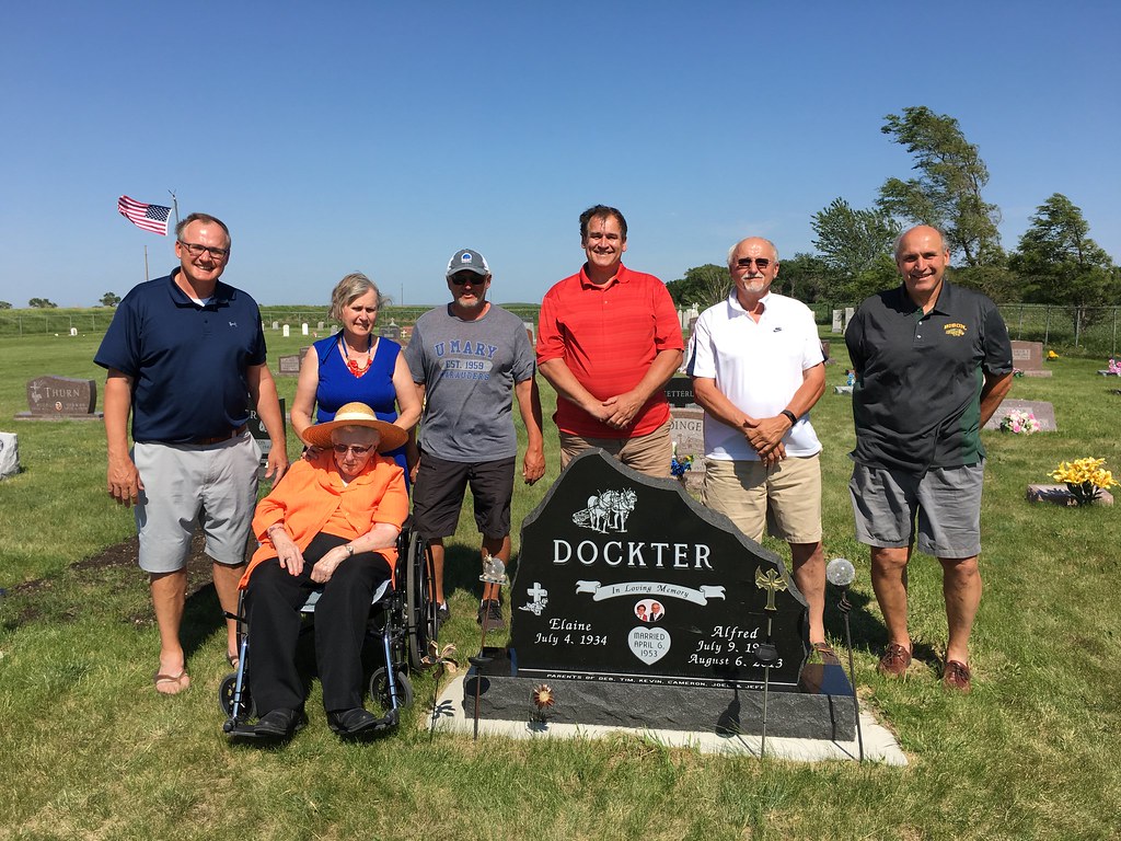 (lr) Jeff Dockter, Bismarck, Deborah Dockter Albrecht, Fargo, Kevin