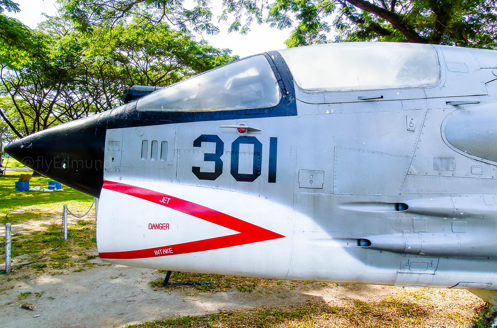 Philippine Air Force Vought F8 Crusader Clark Air Force … Flickr