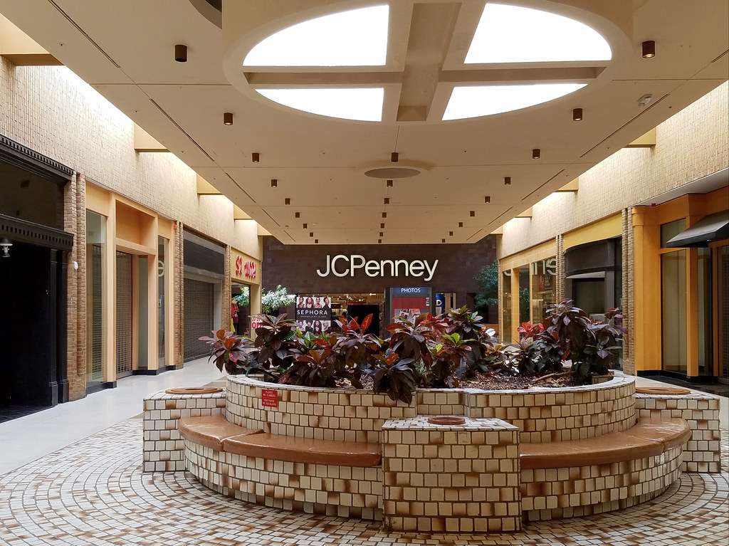 JCPenney Wing at Concord Mall The Caldor Rainbow Flickr