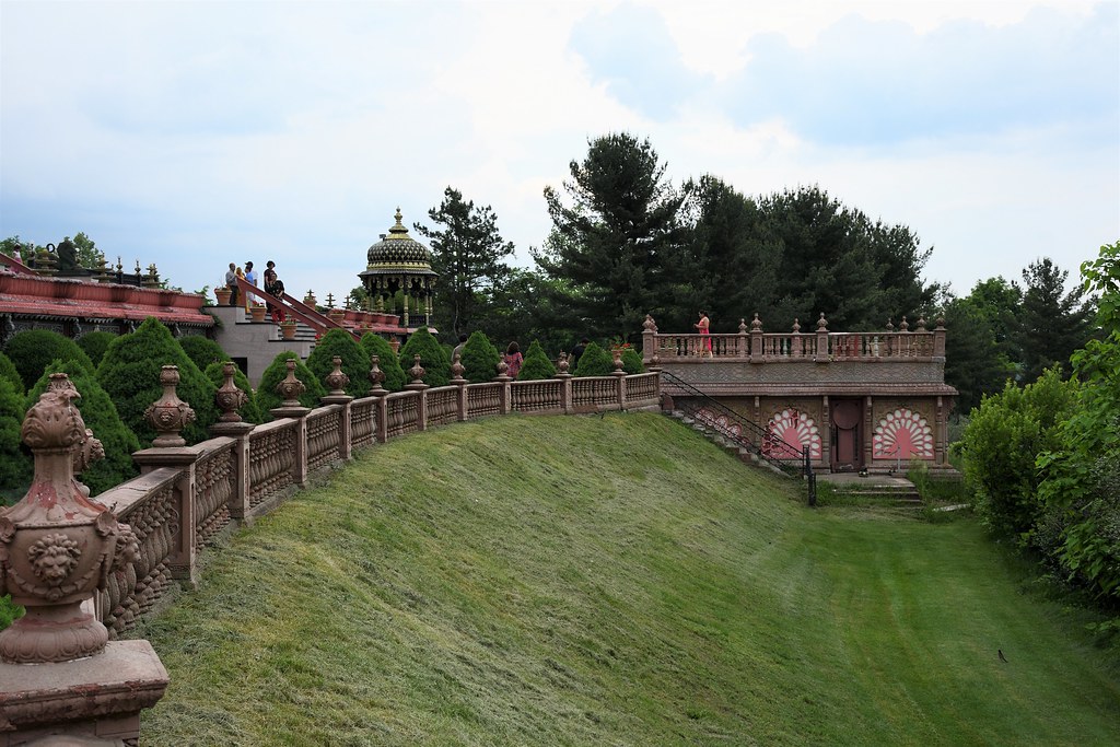 Palace of Gold Palace of Gold, Moundsville, WV Bruce Gage Flickr