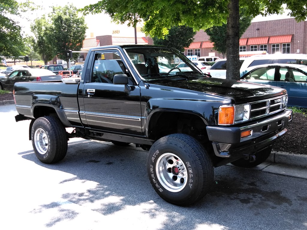 classic YO 8488 Toyota Pickup Dave*71 Flickr