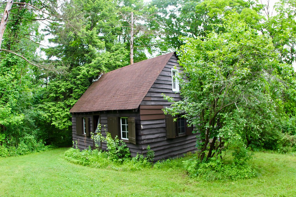 Hungerford Cabin Cy Hungerford was a famous political cart… Flickr