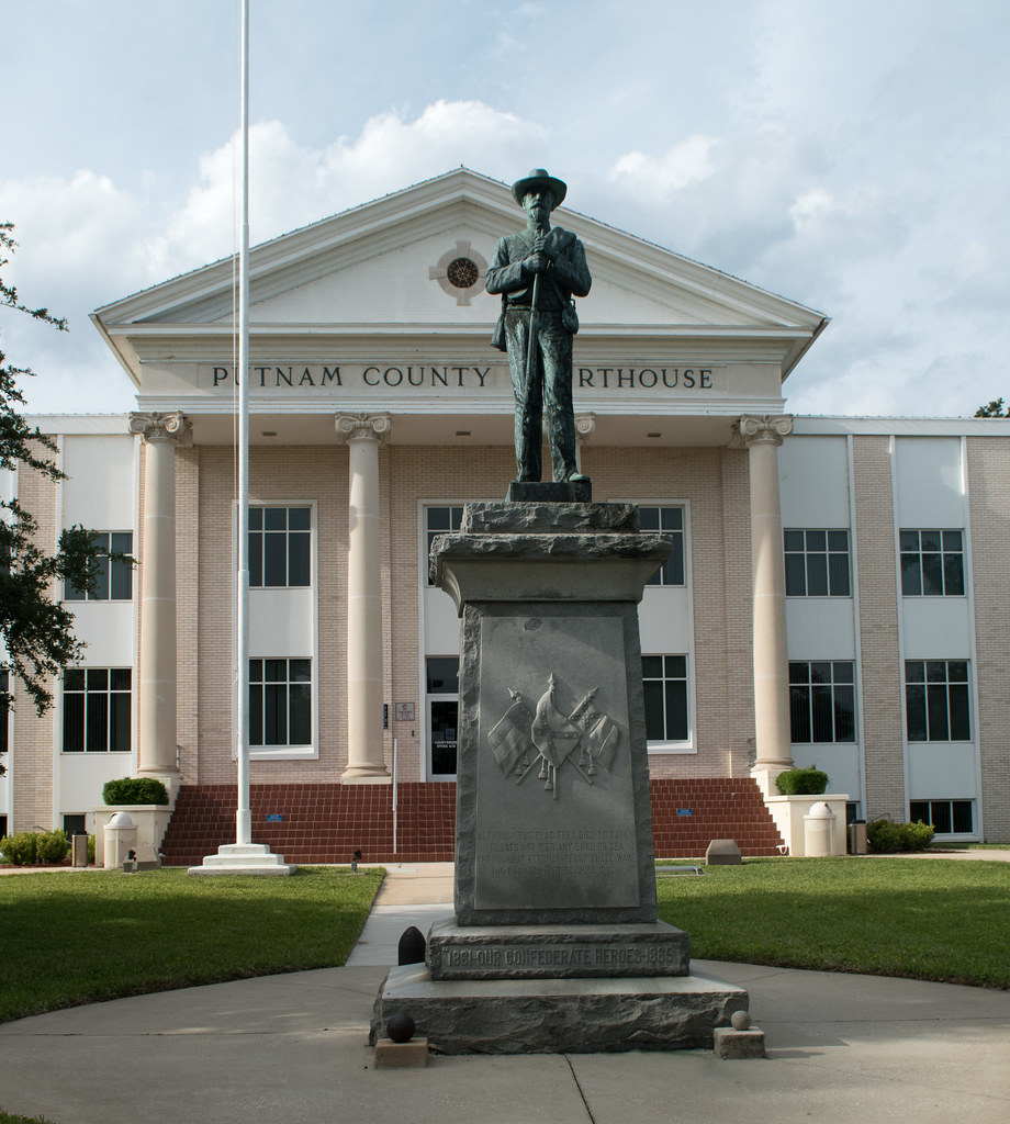 Palatka Courthouse Confederate Memorial (0393) At the Put… Flickr