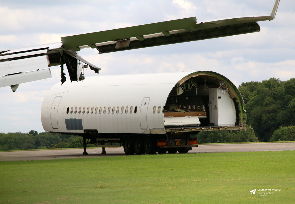 Air Salvage International, Cotswold Airport, Kemble, Glouc… Flickr