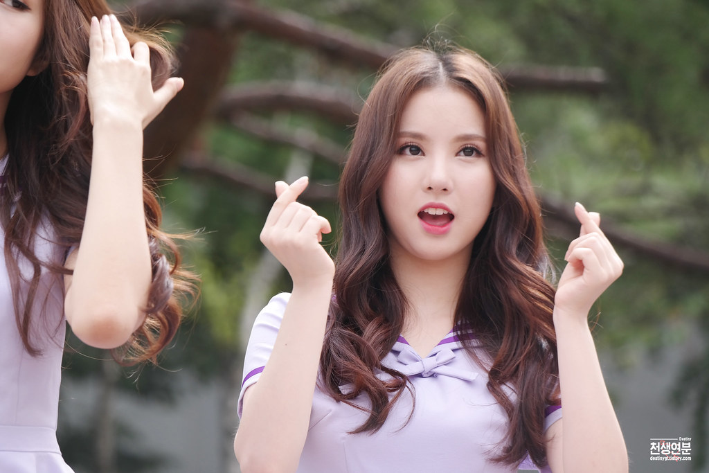 EUNHA 150906 215E54485604156A02A519 SAMSUNG CSC GFriend Pics