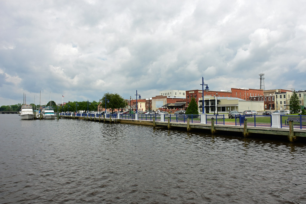 Washington waterfront Washington, North Carolina, June 3, … Flickr