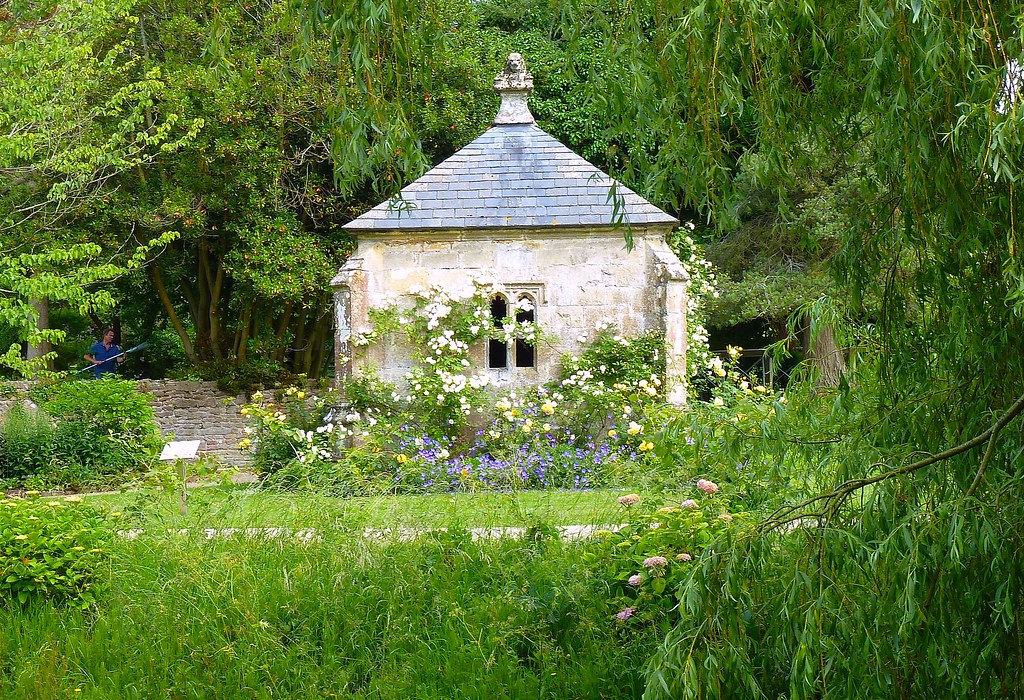 The Well House (Wells) The Well House was built in 1451. T… Flickr