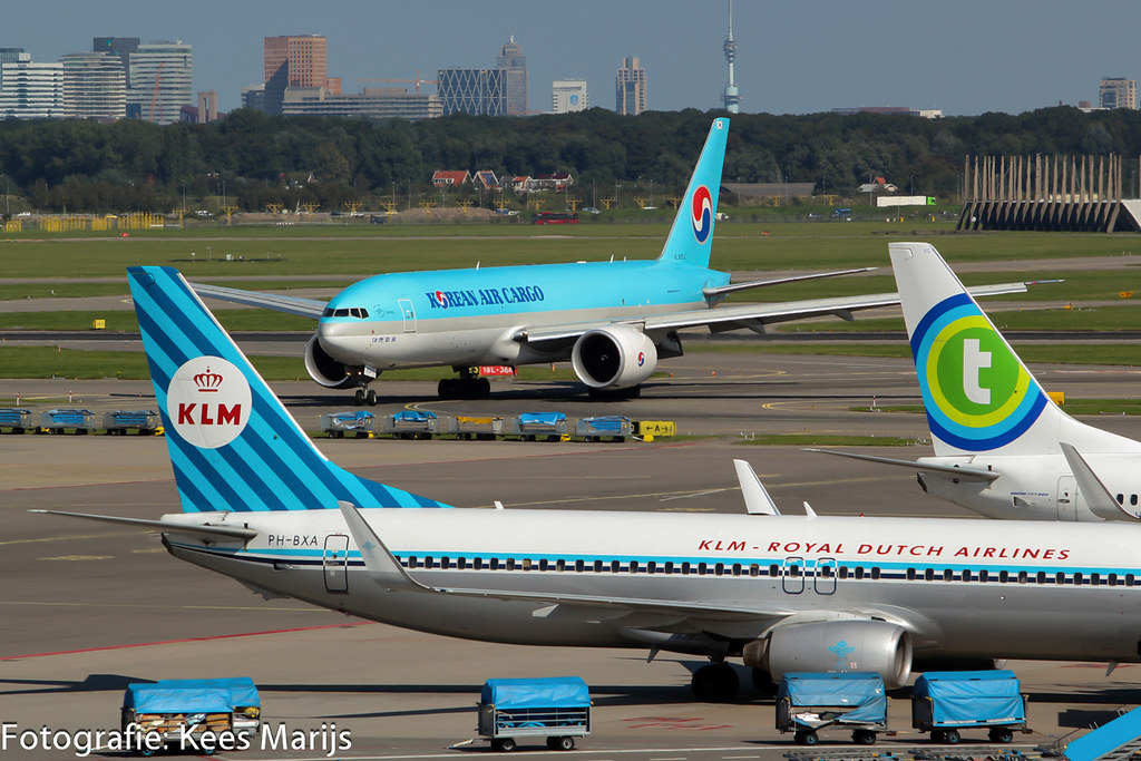 IMG_0554 HL8252 Boeing 777FB5 Korean Air Cargo AMS 3092… Flickr