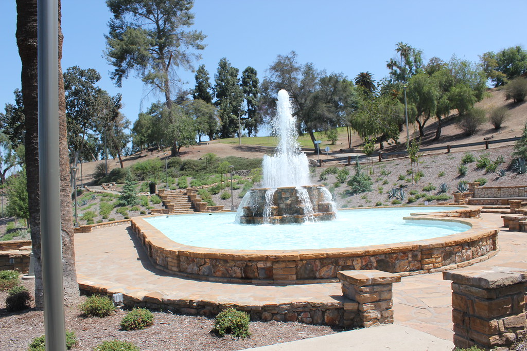 Hillcrest Park’s Historic Fountain On May 5, 2018 Fullerto… Flickr