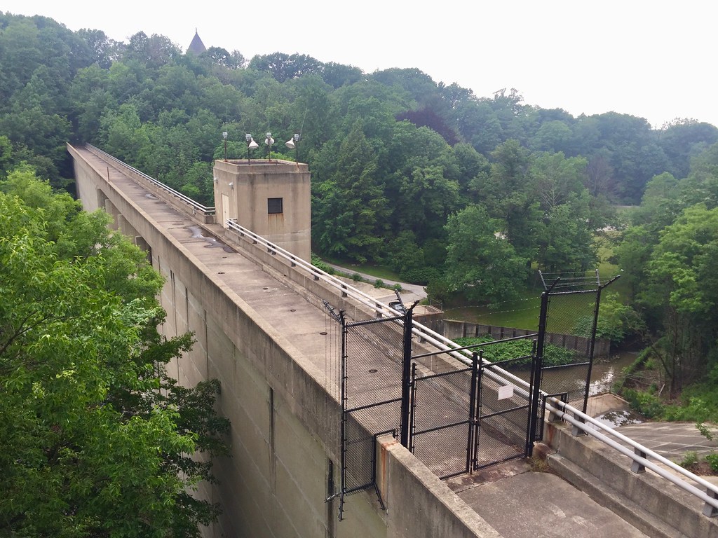 Lake View Cemetery Dam, Cleveland Heights, OH The Lake Vie… Flickr