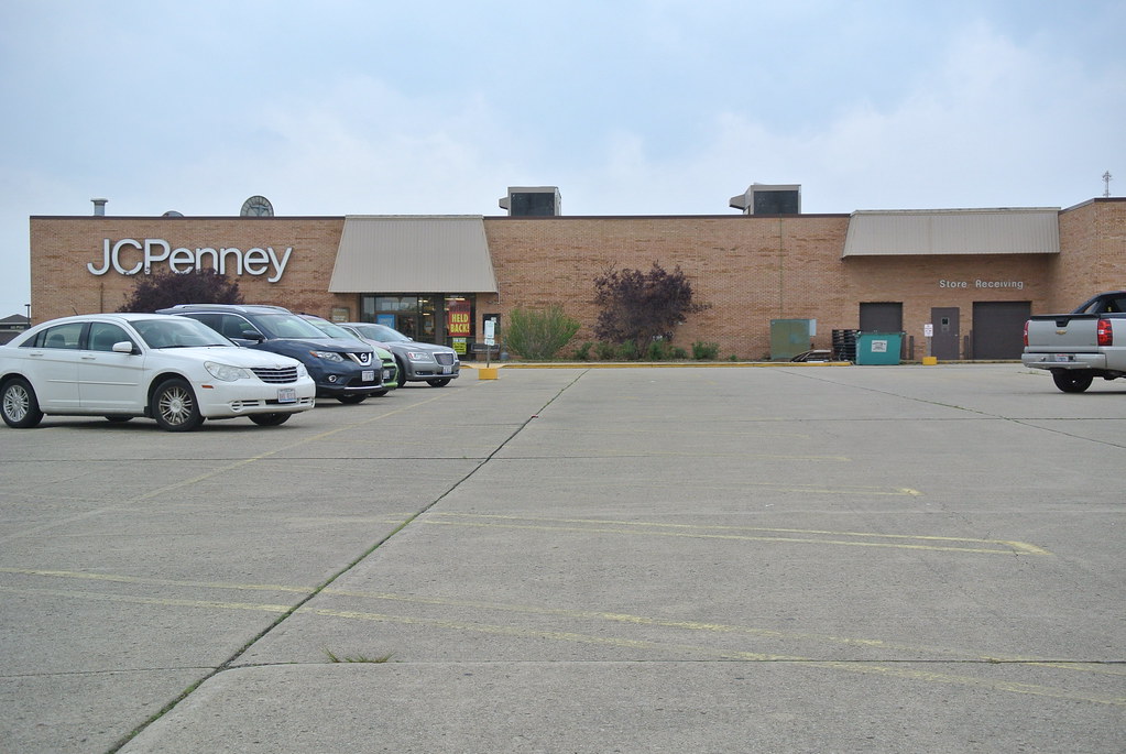JCPenney Village Square Mall Effingham IL gameking3 Flickr