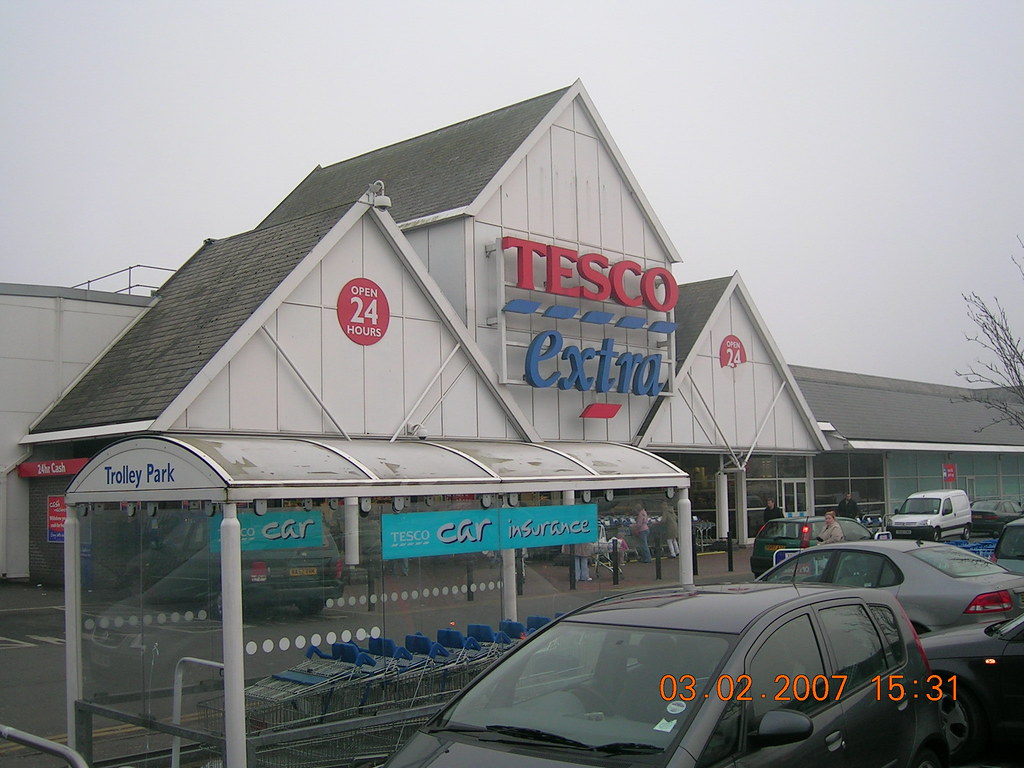 Tesco Extra Baguley, near Wythenshawe. Still can't find an… Flickr