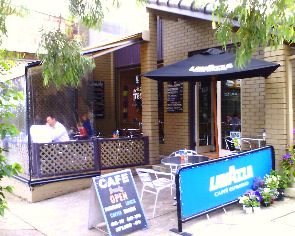Frendz cafe, west lindfield Lavazza coffee. Adjacent to a … Flickr