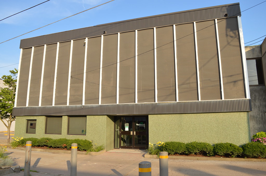 Wesbanco Parkersburg, WV Downtown branch of Wesbanco Bank.… Flickr