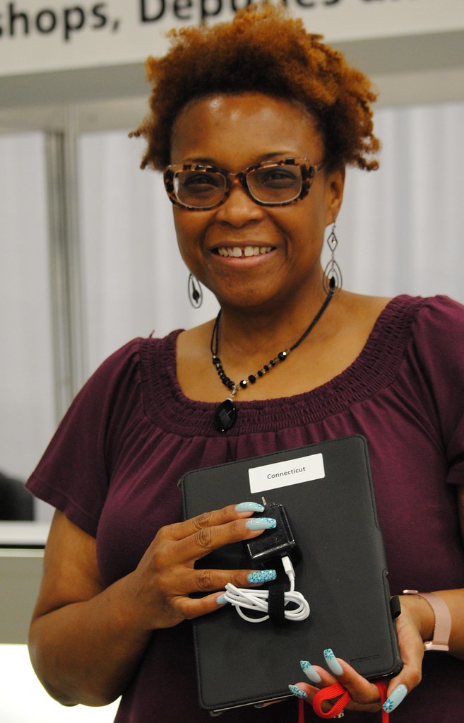 DSC_0044 Deputy the Rev. Tracy Johnson Russell shows off t… Flickr