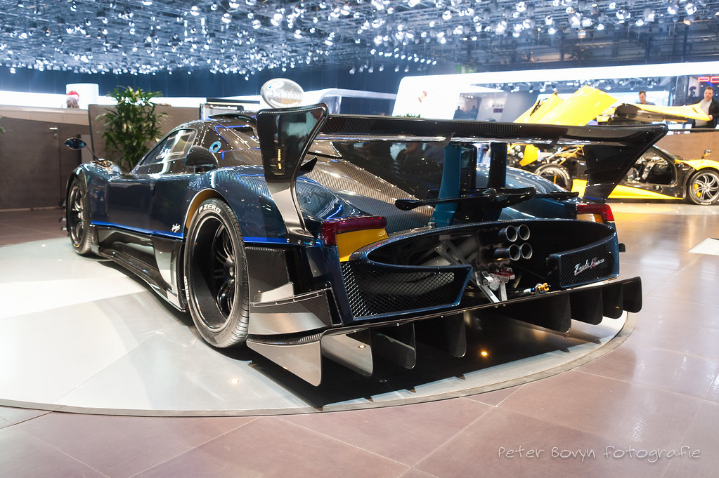 Pagani Zonda Revolución | Engine : Mercedes AMG M120 5.987 c… | Flickr