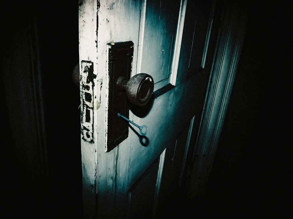 Urban exploring in Monessen, Pennsylvania for a documentar… Flickr