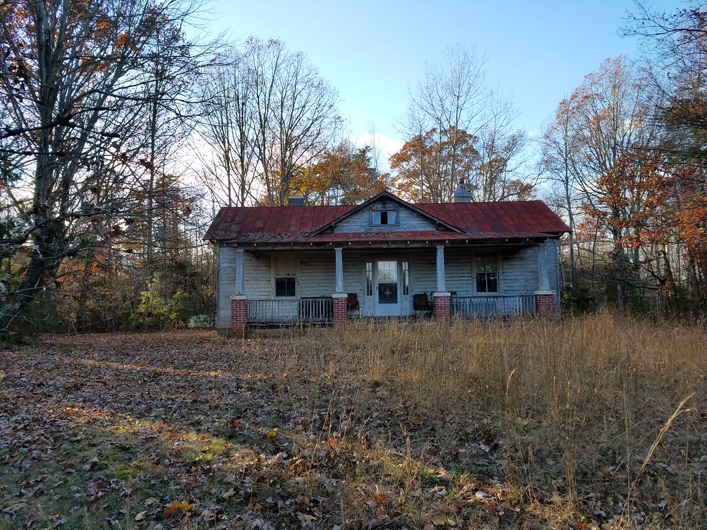 abandoned house in Pittsylvania County, Virginia smartphon… Kipp