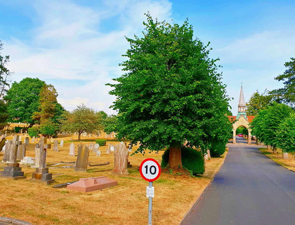 Cemetery Wickham Road Cemetery in Fareham Hampshire Roy Richard