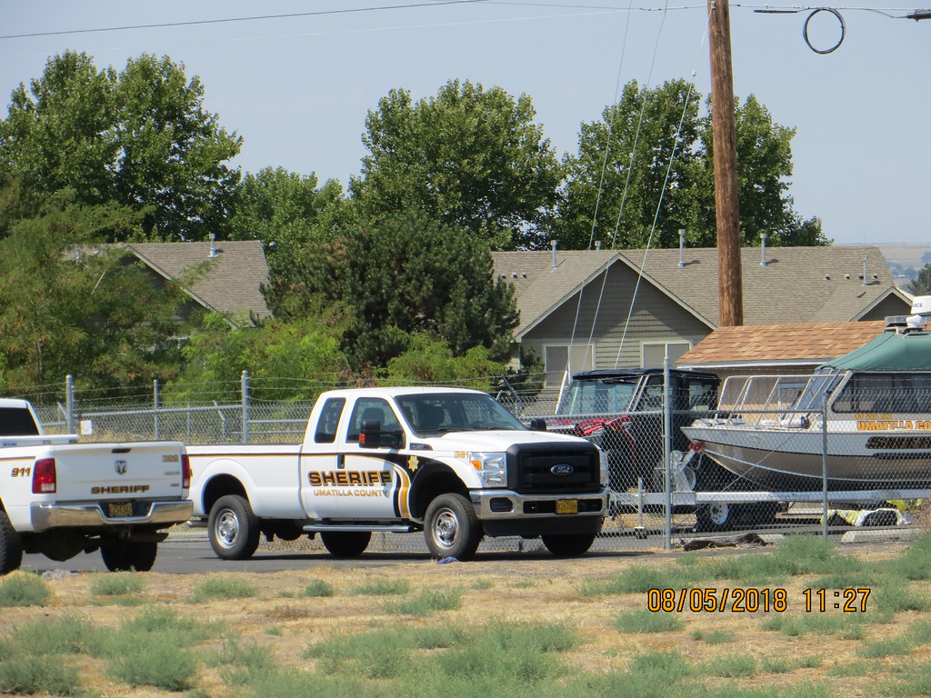 Umatilla County Sheriff West County Courthouse parking lot… Flickr