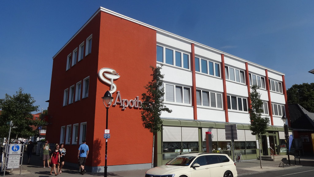 1968 Rostock Apothekengebäude Kirchenplatz 13 in 18119 War… Flickr