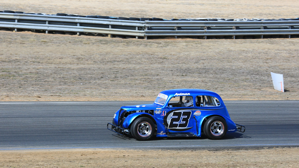 Legend Cars WAKEFIELD (1/4) Legend Cars Australia. Frida… Flickr